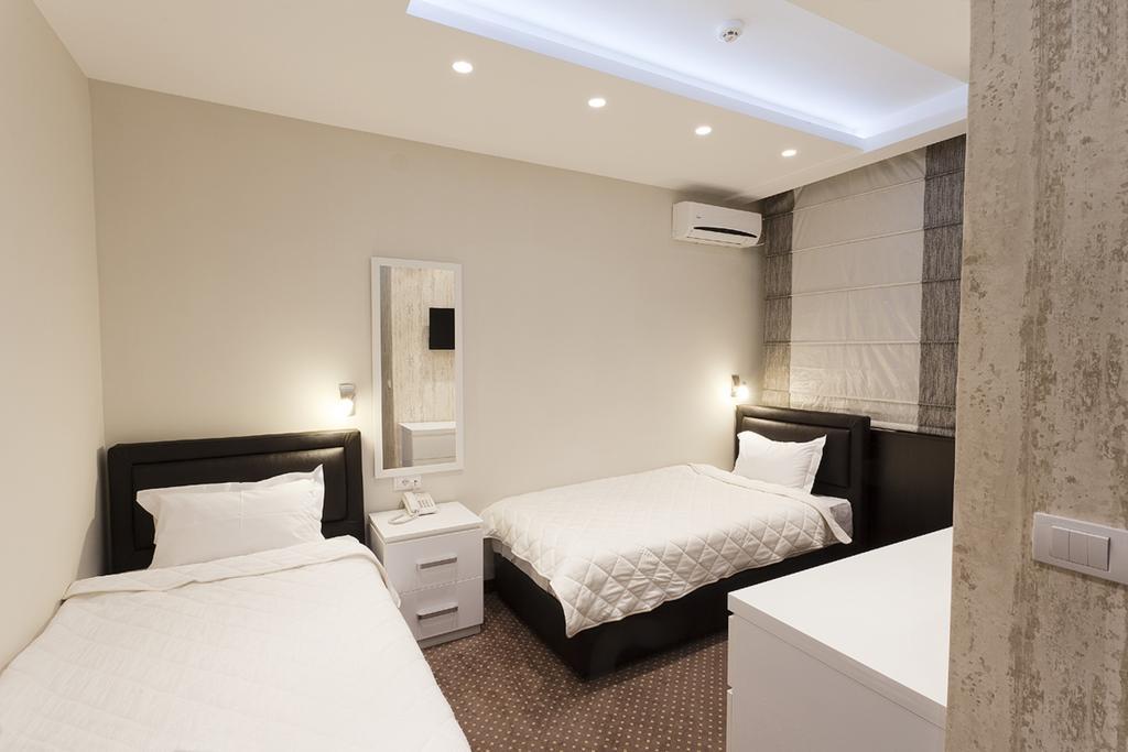 Centrum Sobe Rooms Čačak Esterno foto