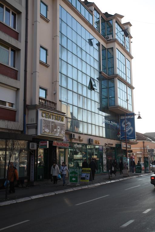 Centrum Sobe Rooms Čačak Esterno foto