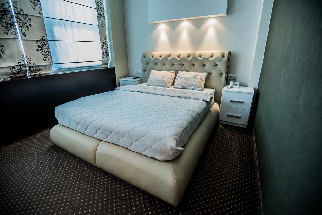 Centrum Sobe Rooms Čačak Esterno foto