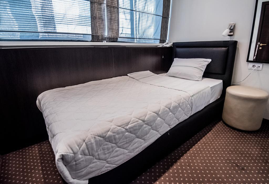 Centrum Sobe Rooms Čačak Esterno foto