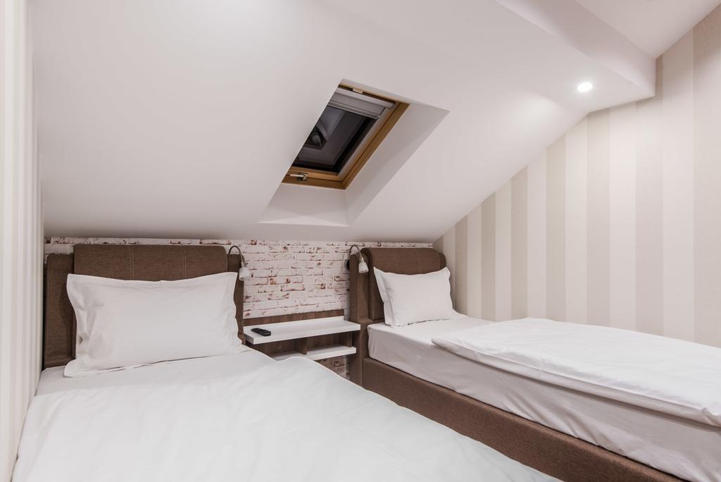 Centrum Sobe Rooms Čačak Esterno foto