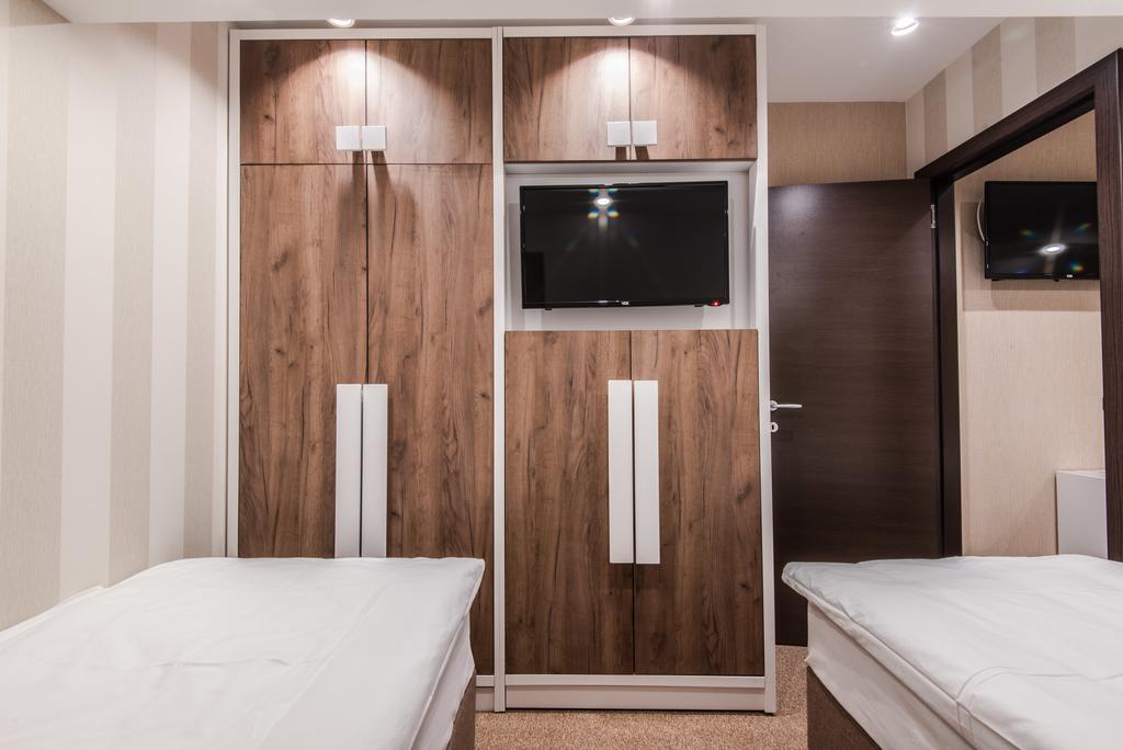 Centrum Sobe Rooms Čačak Esterno foto