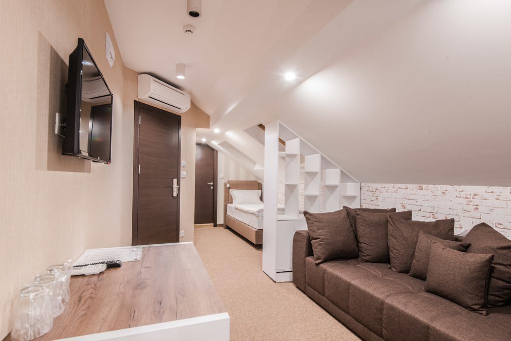 Centrum Sobe Rooms Čačak Esterno foto