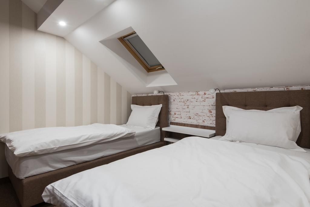 Centrum Sobe Rooms Čačak Esterno foto