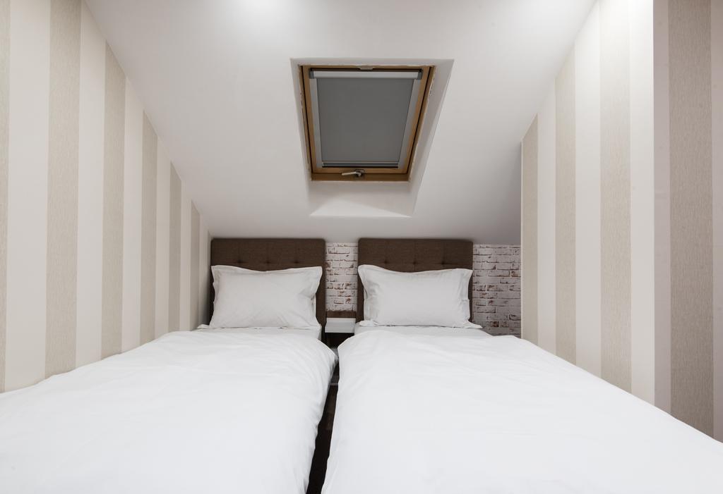 Centrum Sobe Rooms Čačak Esterno foto