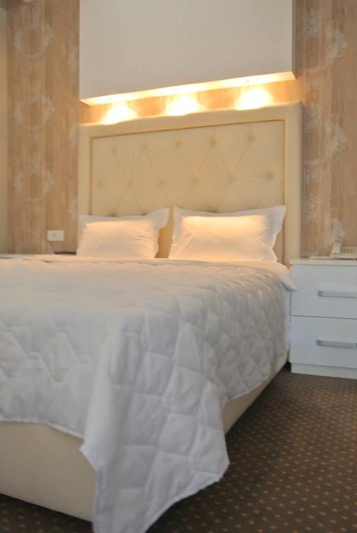 Centrum Sobe Rooms Čačak Esterno foto