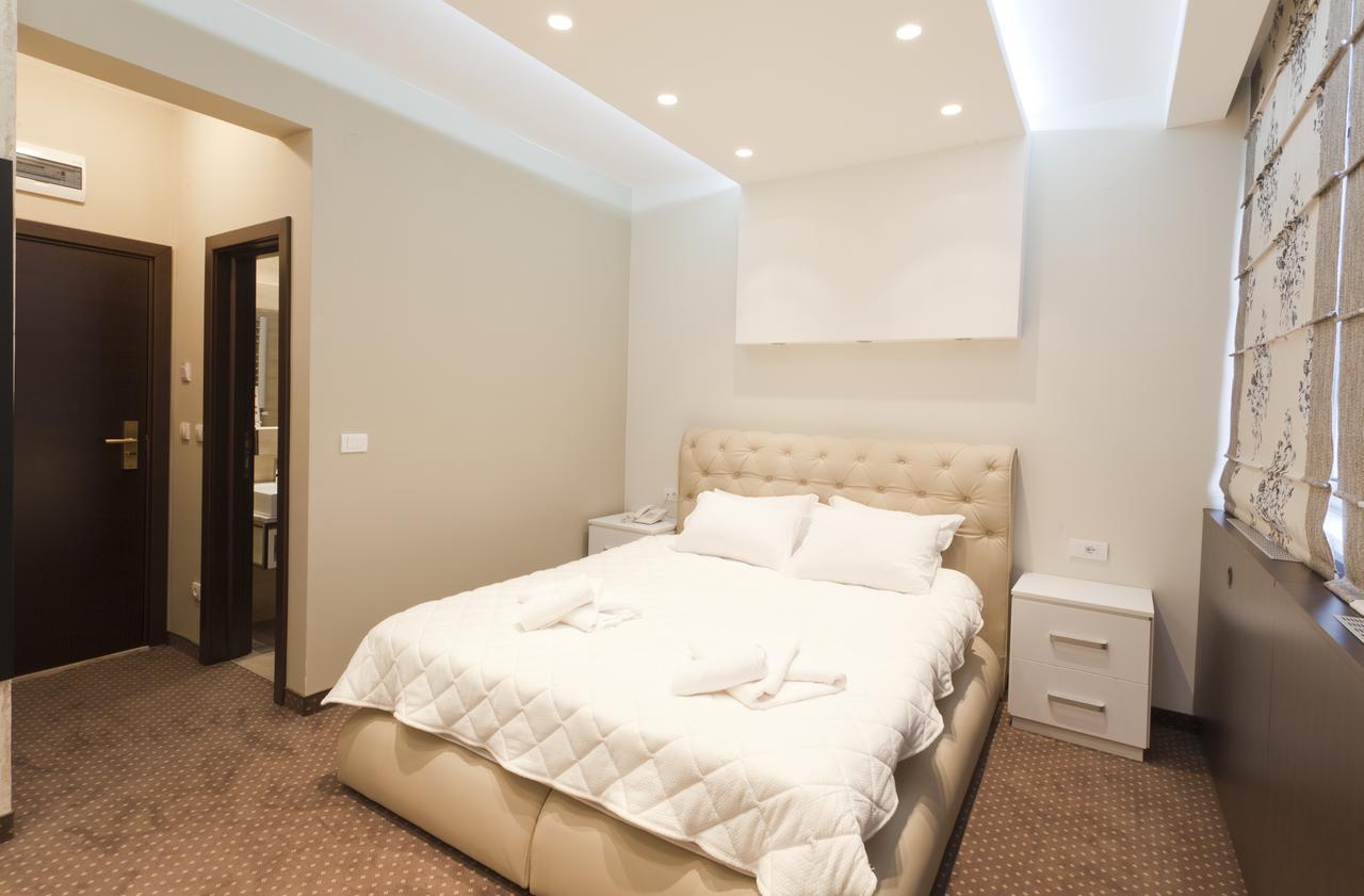 Centrum Sobe Rooms Čačak Esterno foto